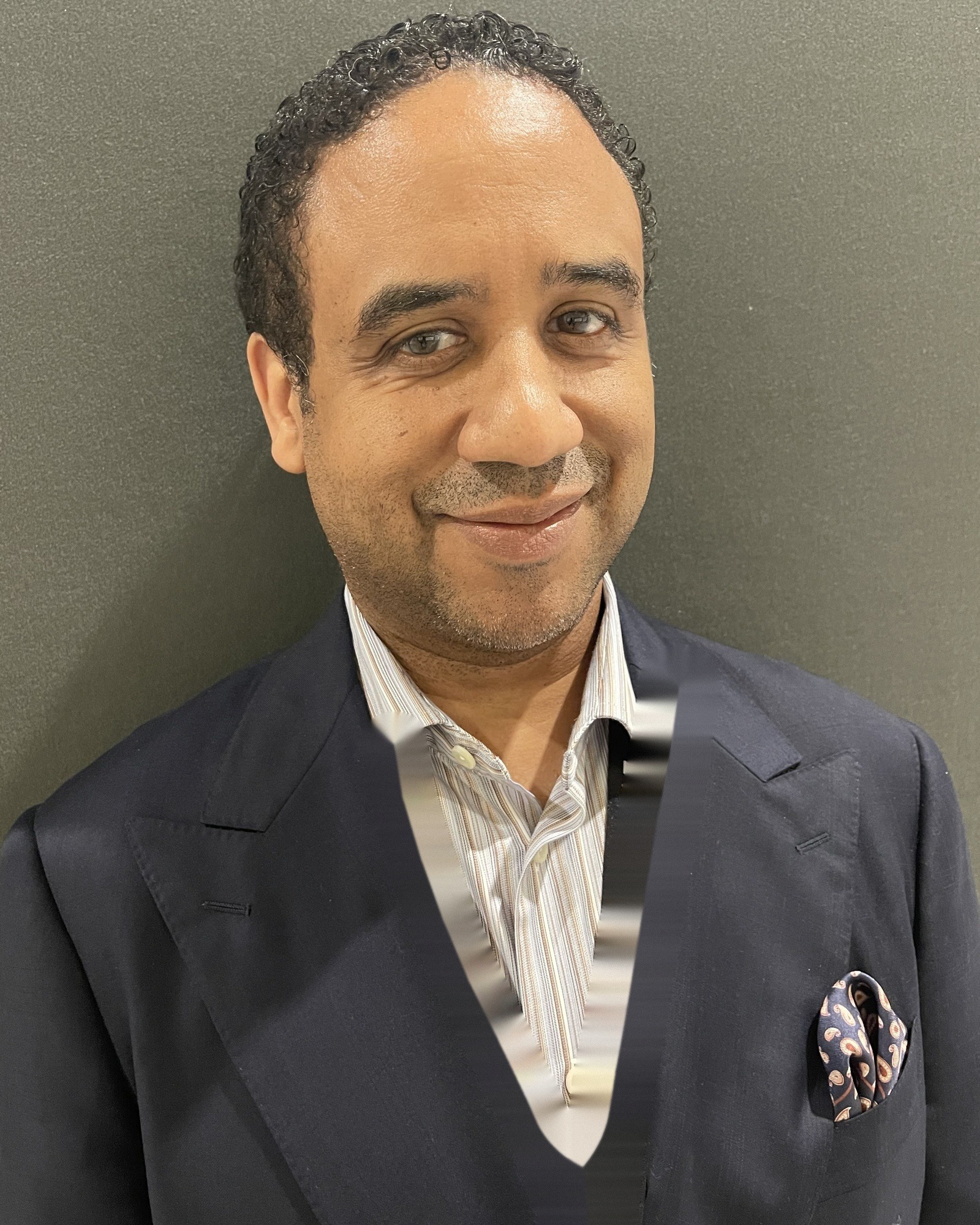 Portrait of Misael C. Alonso, MD